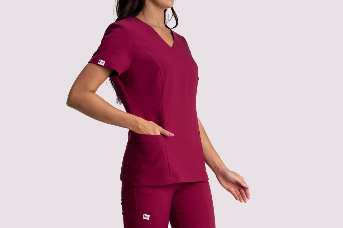 bluza medyczna damska clever comfort bordo 2 spodnie medyczne damskie elegance comfort bordowe