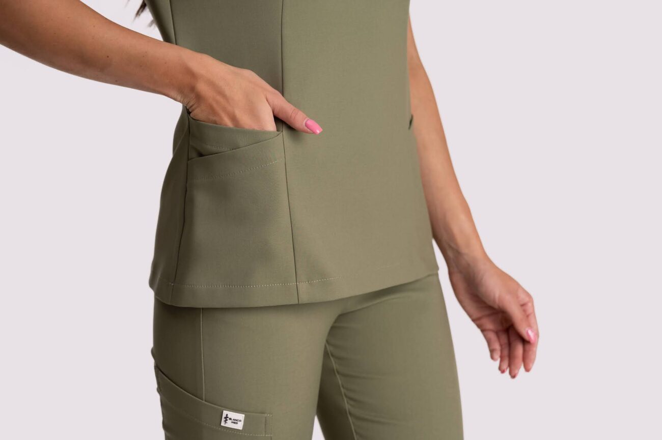 bluzka medyczna damska clever comfort oliwka bluza medyczna damska clever comfort oliwkowy
