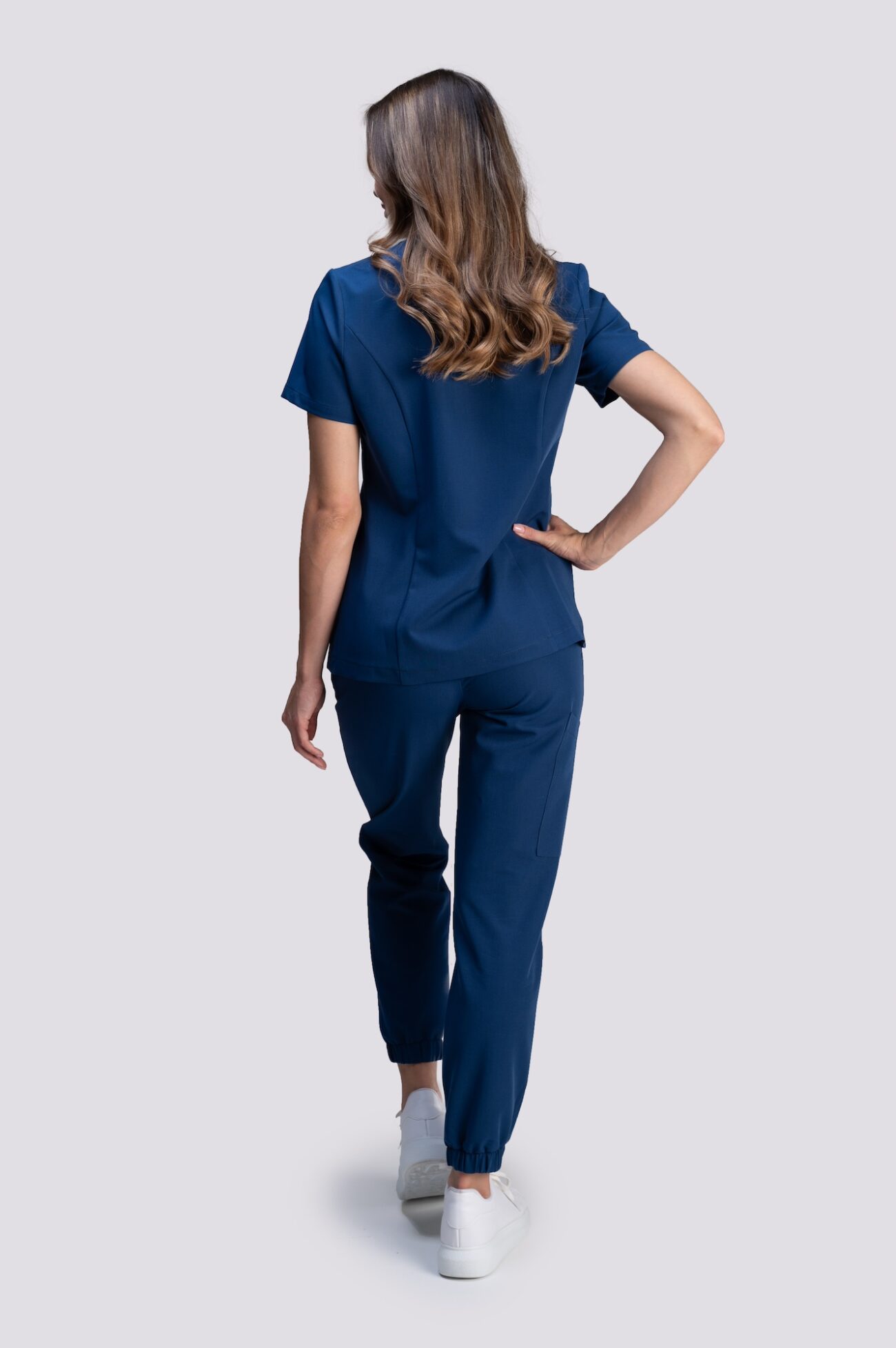 komplet medyczny damski clever proline granat tył bluza medyczna damska clever proline granatowy royal blue