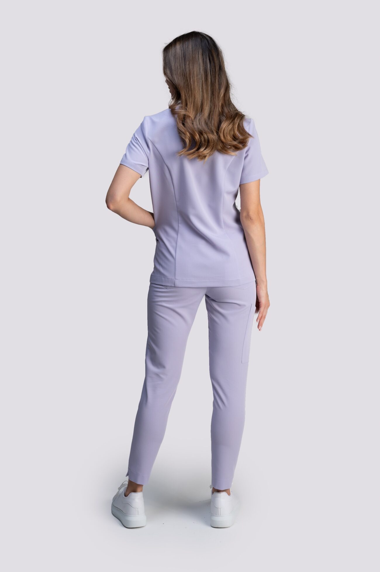 komplet medyczny damski clever proline lila tył bluza medyczna damska clever proline liliowy violet mist