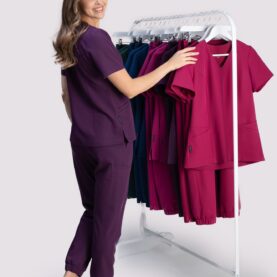 spodnie medyczne damskie jogger proline fioletowy plum perfect