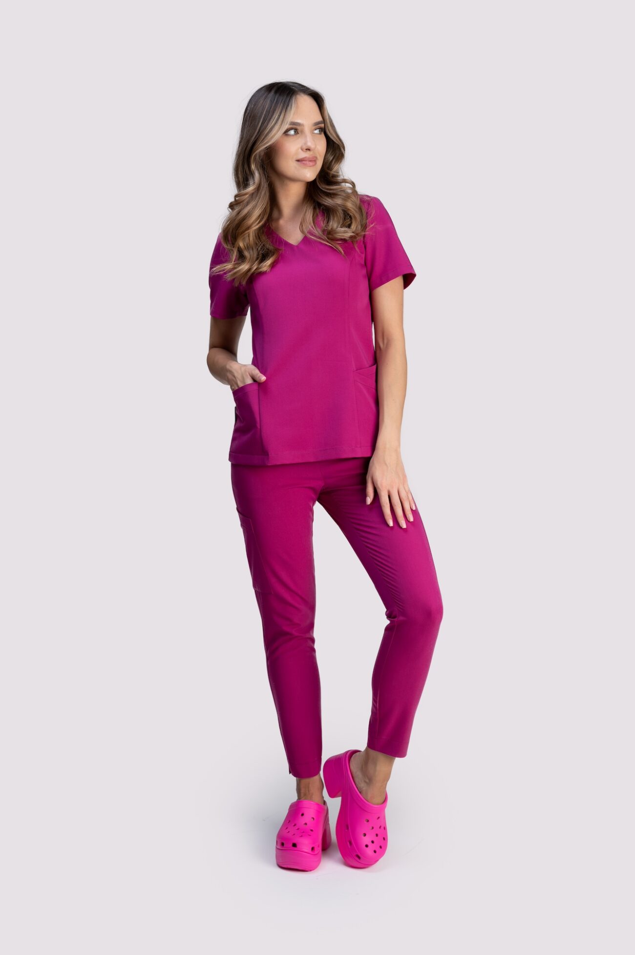 blancomed_06092024-118 spodnie medyczne damskie comfy proline deep magenta
