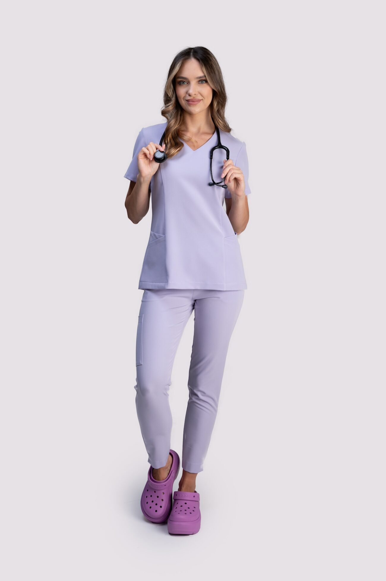 blancomed scrubs medyczny liliowy spodnie medyczne damskie comfy proline liliowy violet mist