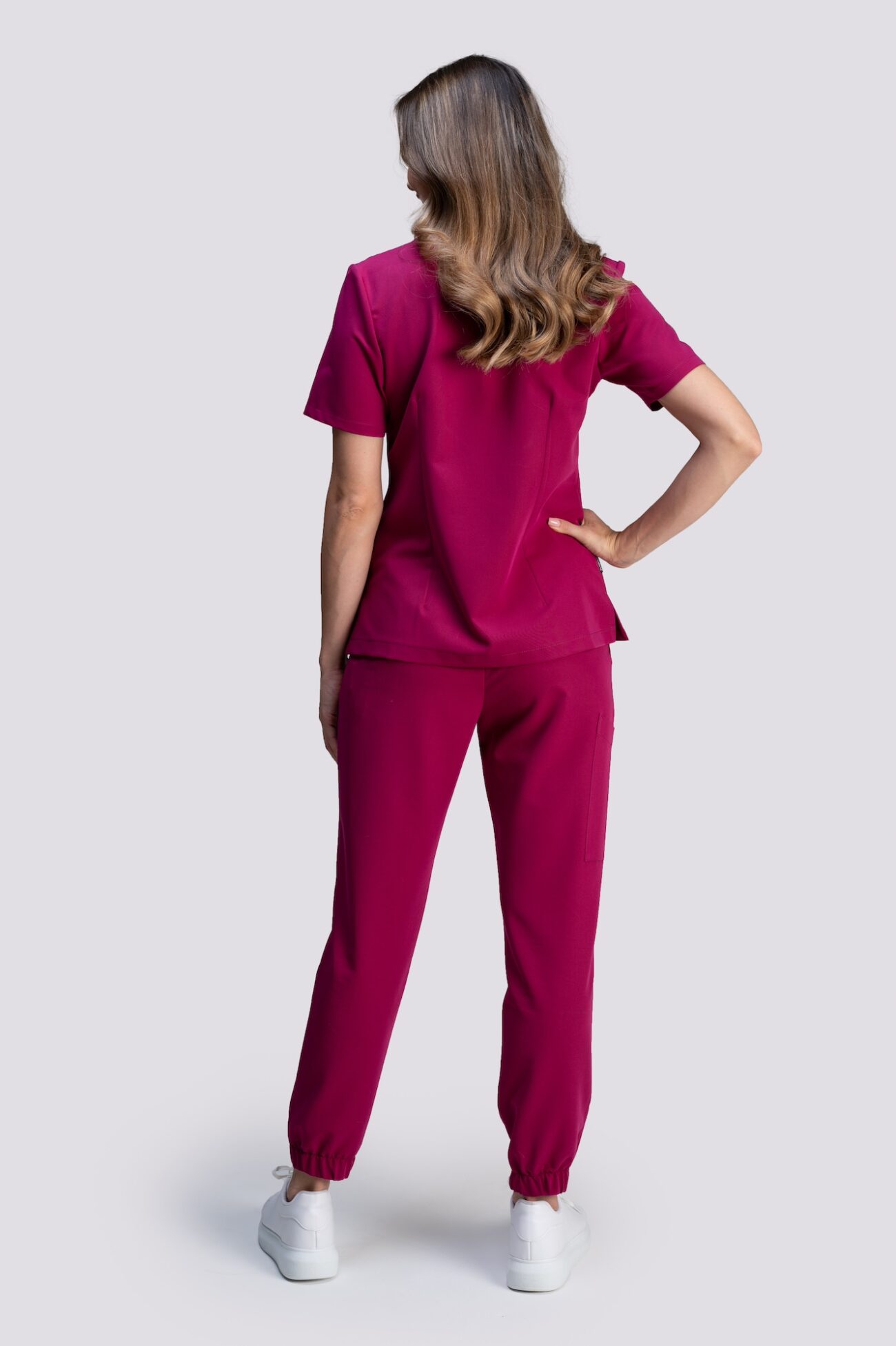 komplet medyczny damski smart proline bordo tył bluza medyczna damska smart proline bordowy ruby red