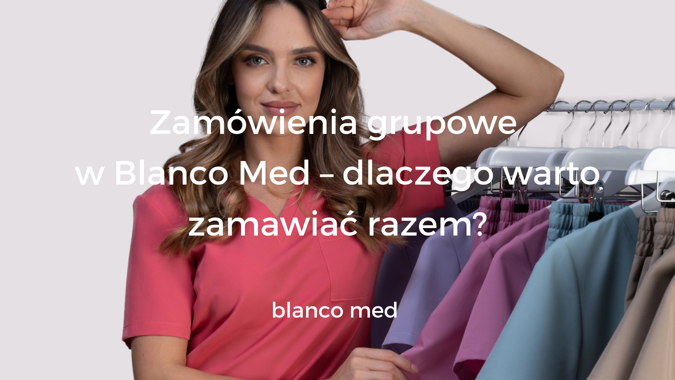 Zespół medyczny ubrany w jednolite komplety Blanco Med, uśmiechnięci pracownicy w nowoczesnych uniformach.