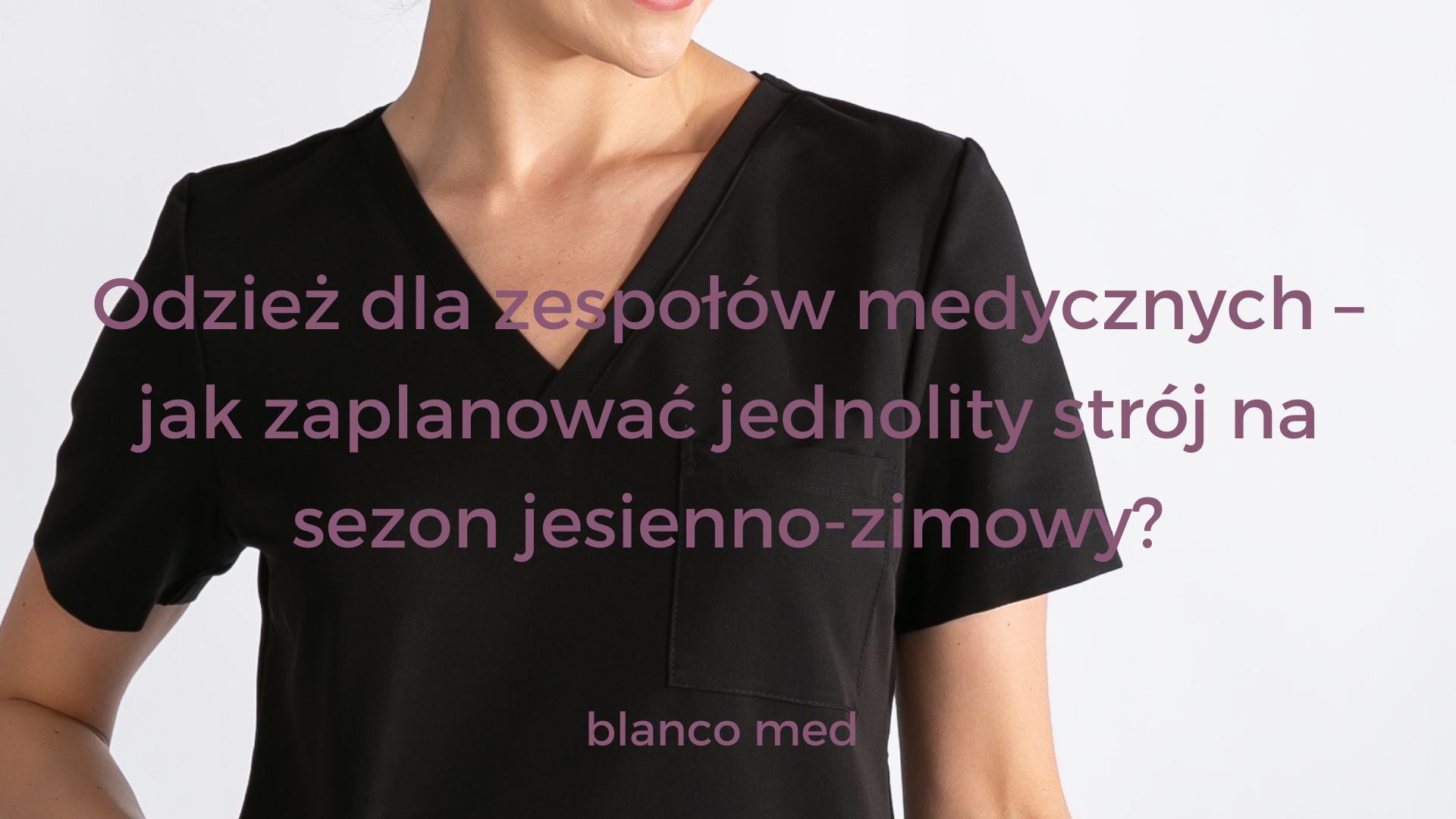 Lekarka w czarnym komplecie medycznym blanco med.