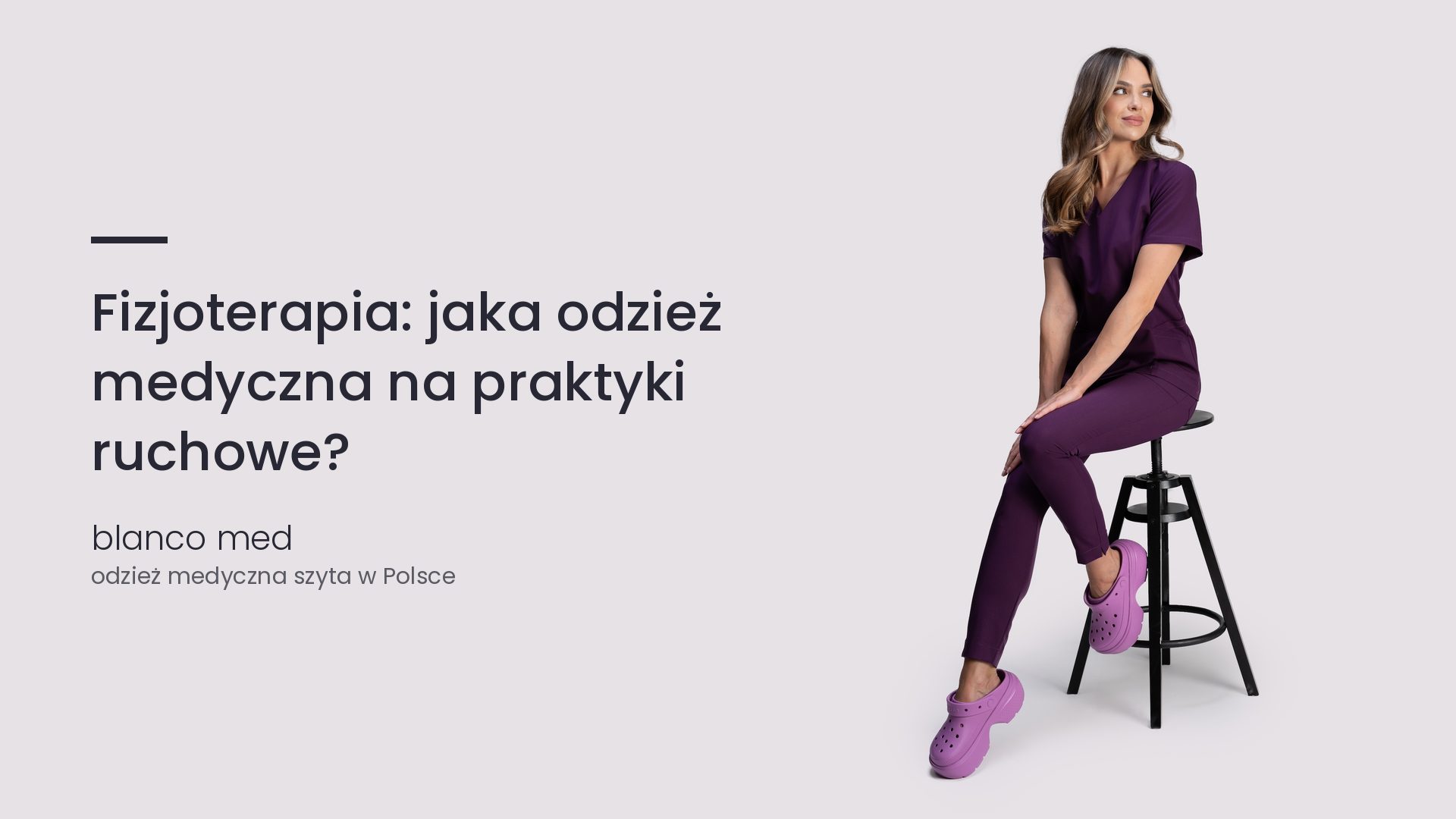Kobieta w śliwkowym komplecie medycznym Blanco Med. Fizjoterapia: jaka odzież medyczna na praktyki ruchowe?