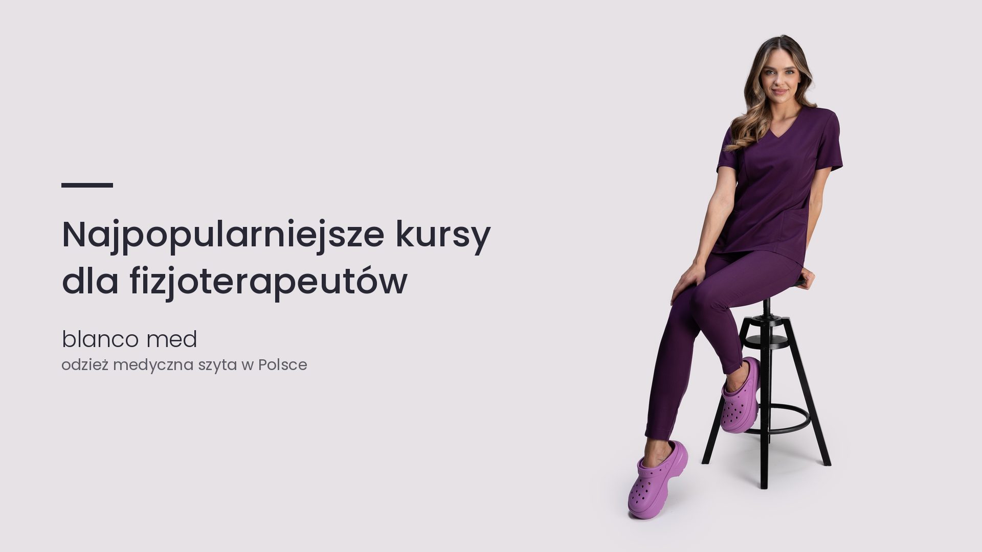 Kobieta w śliwkowym komplecie medycznym Blanco Med. Najpopularniejsze kursy dla fizjoterapeutów