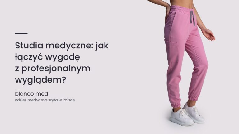 Kobieta w różowym komplecie medycznym Blanco Med. Studia medyczne: jak łączyć wygodę z profesjonalnym wyglądem?