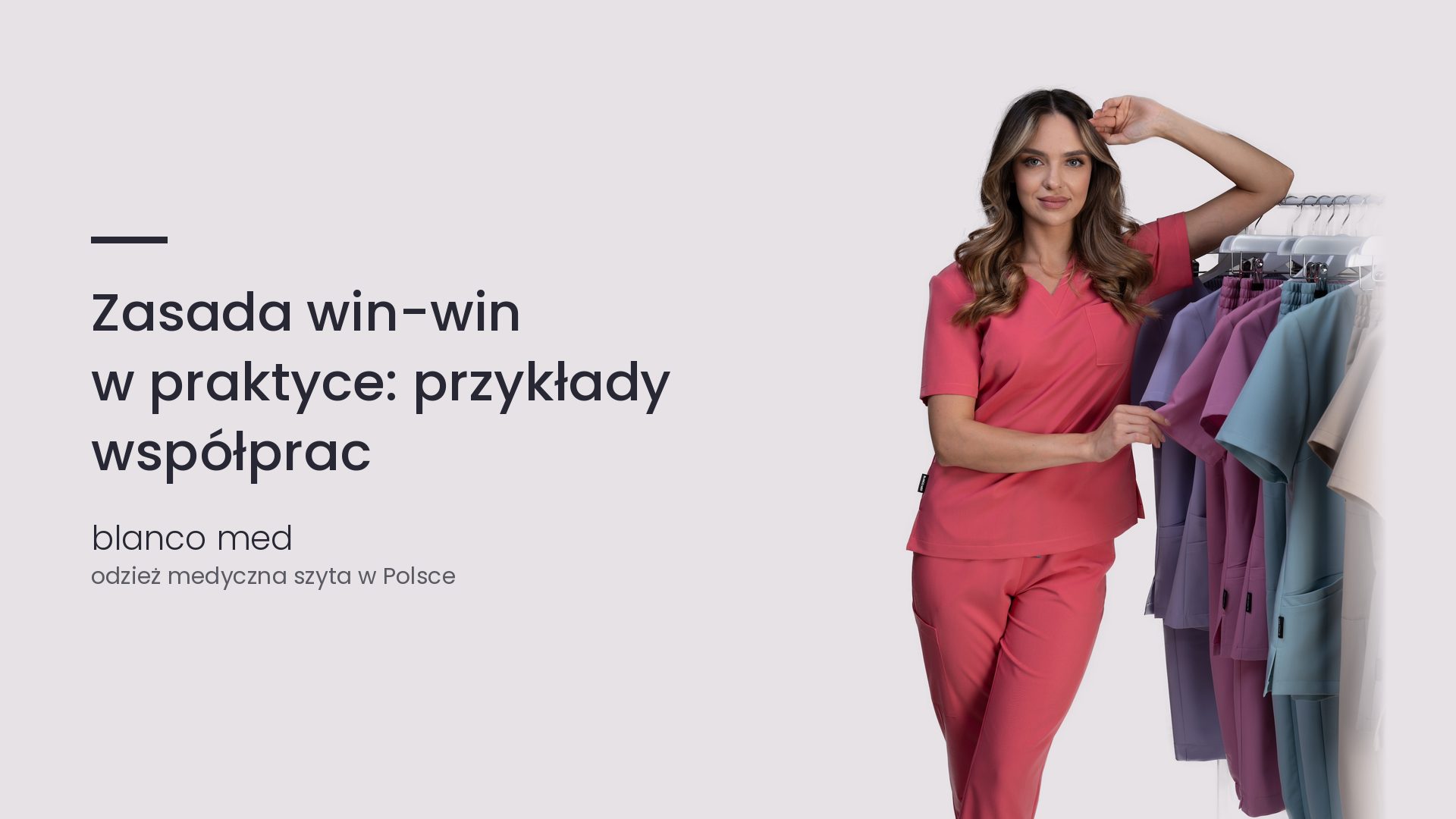 Kobieta w koralowym komplecie medycznym Blanco Med. Zasada win-win w praktyce: przykłady współprac
